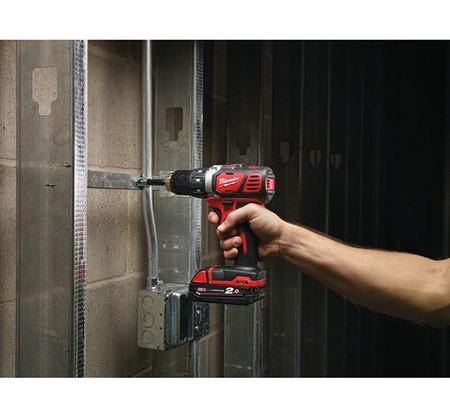 Wiertarko-wkrętarka MILWAUKEE M18 BDD - 152C