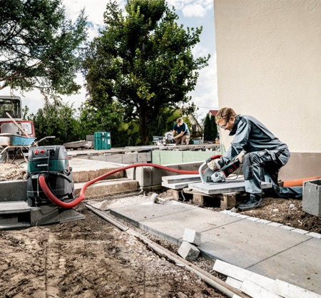 Szlifierka kątowa METABO WE 26-230 MVT Quick (wyłącznik czuwakowy)