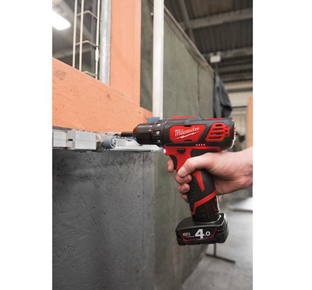 Wiertarko-wkrętarka MILWAUKEE M12 BDD - 202C