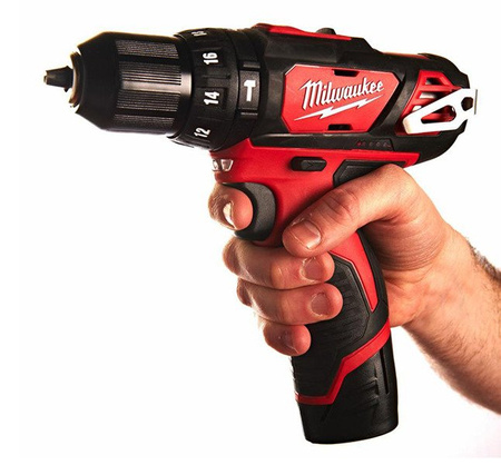 Wiertarko-wkrętarka MILWAUKEE M12 BPD - 402C