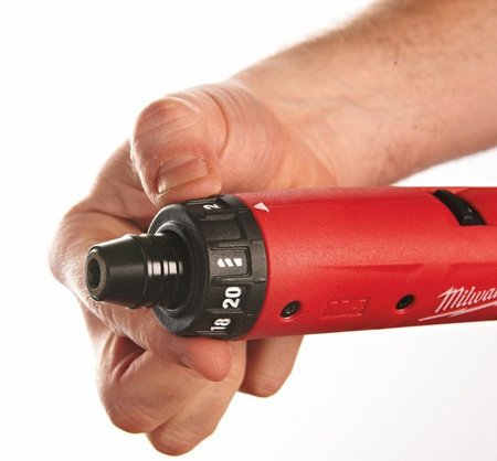 Wiertarko-wkrętarka MILWAUKEE M4 D - 202B