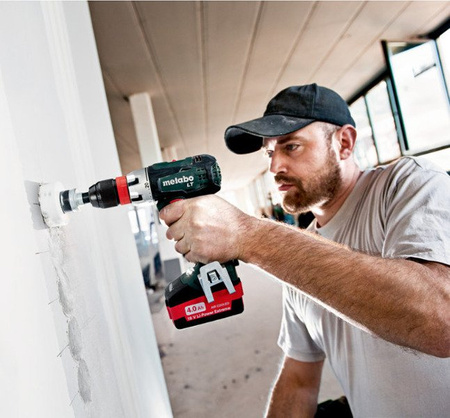 Wiertarko-wkrętarka METABO BS 18 LT Quick w walizce PVC, z ładowarką ASC 30-36 V + 2 akumulatory Li-Ion 18 V / 4,0 Ah