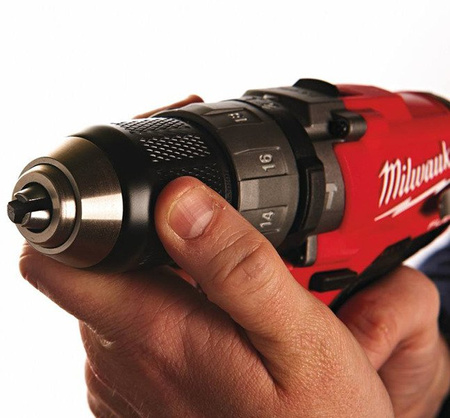 Wiertarko-wkrętarka MILWAUKEE M12 CPD - 402C