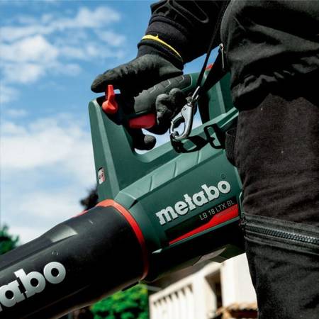 Dmuchawa akumulatorowa METABO LB 18 LTX BL z akumulatorami LiPower 2x5,2 Ah i ładowarką ASC 55